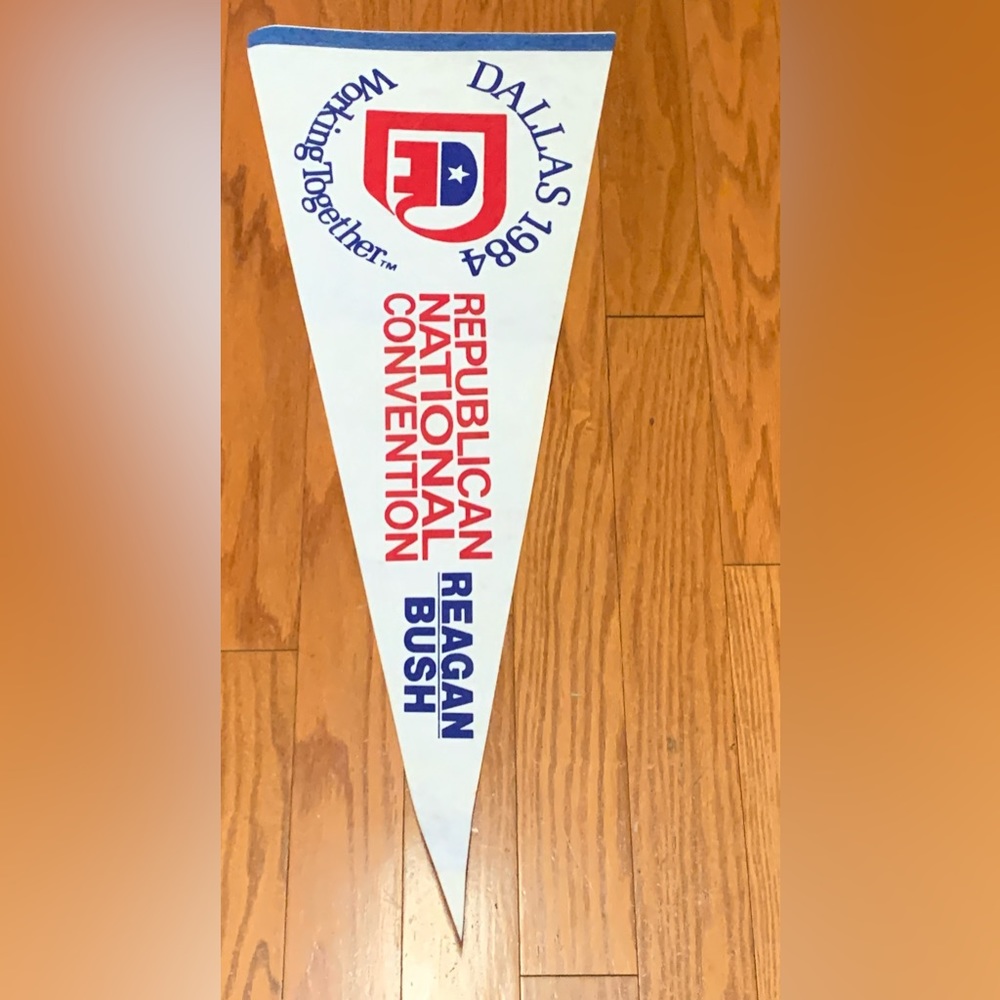 1984 Vintage Dallas Texas REPUBLICAN NATIONAL CONVENTION Pennant Flag